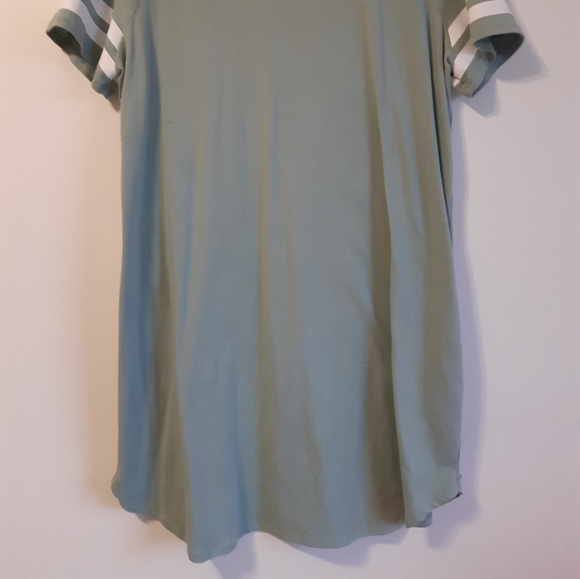 BNWOT Forever 21 Athleisure Tee Dress - Picture 2 of 2